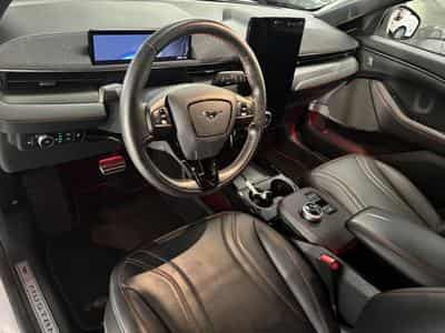 Ford Mustang Mach-E AWD EXtended Range 99 kWh (2022) - Photo 9