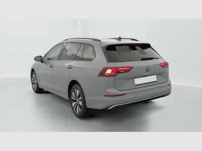 VW Golf VIII 1.5 TSI EVO2 116 BVM6 LIFE PLUS (2025) - Foto 5