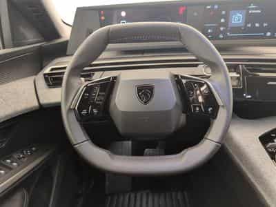 Peugeot 3008 Hybrid 145 e-DCS6 Allure (2025) - Photo 14