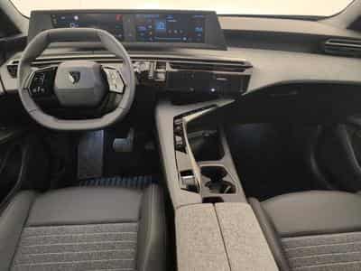 Peugeot 3008 Hybrid 145 e-DCS6 Allure (2025) - Photo 13