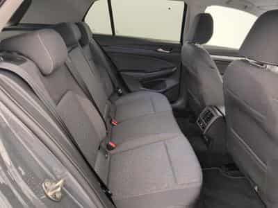 VW Golf VIII 2.0 TDI SCR 115 BVM6 LIFE (2025) - Foto 10