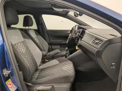 VW Taigo 1.0 TSI 116 BVM6 R-LINE (2025) - Foto 9
