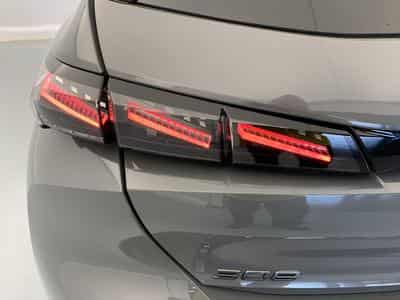 Peugeot 308 Hybrid 145 e-DCS6 GT (2026) - Foto 9