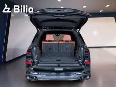 BMW X7 xDrive40d B&W Surround DAB RFK (2025) - Photo 10