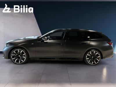 BMW 520 520d xDrive Touring M sport (2025) - Foto 3