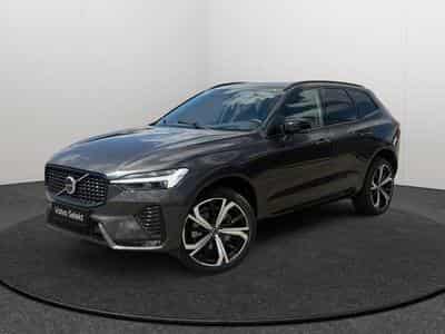 Volvo XC60 B5 AWD Ultra Dark / Essence (2025) - Foto 1