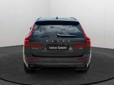 Volvo XC60 B5 AWD Ultra Dark / Essence (2025) - Foto 6
