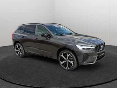 Volvo XC60 B5 AWD Ultra Dark / Essence (2025) - Foto 8