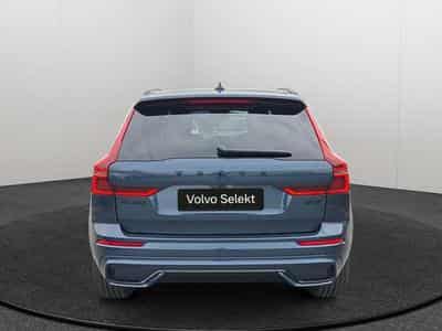 Volvo XC60 FACELIFT B5 AWD Black Edition Plus 2026 / Essence (2025) - Foto 4