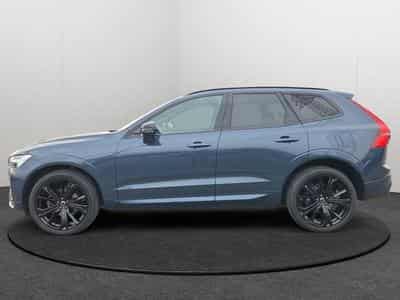 Volvo XC60 FACELIFT B5 AWD Black Edition Plus 2026 / Essence (2025) - Foto 2