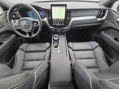 Volvo XC60 FACELIFT B5 AWD Black Edition Plus 2026 / Essence (2025) - Foto 10