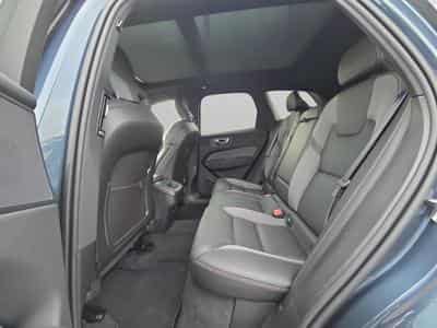 Volvo XC60 FACELIFT B5 AWD Black Edition Plus 2026 / Essence (2025) - Foto 13