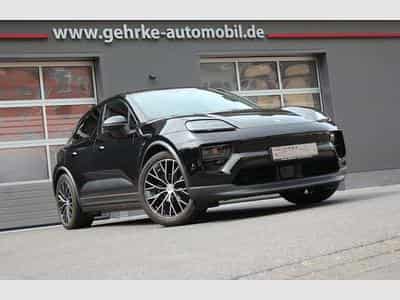 Porsche Macan Macan 4*21"MacanDesign,AHK,ACC,Pano,Lederpaket* (2026) - Photo 1