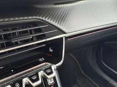 Peugeot 2008 2008 PureTech 130 EAT8 GT (2024) - Photo 13