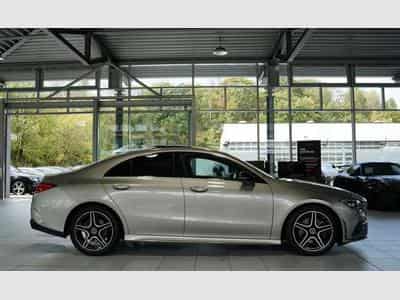 Mercedes CLA 200 Limousine AMG Line *2.H *Pano*360°*Night (2019) - Photo 13