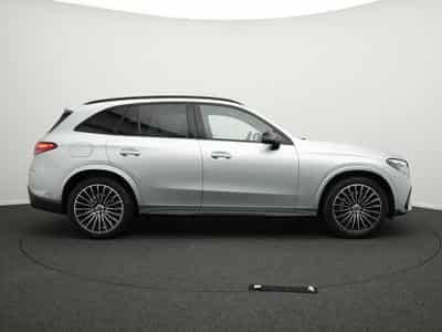 Mercedes GLC 220 d 4MATIC AMG-Line (2025) - Photo 5