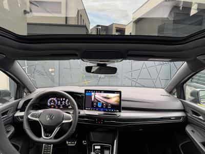 VW Golf Variant 2.01 TSI 150kW 4Motion R-Line (2025) - Foto 7
