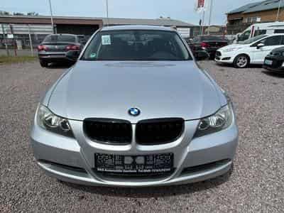 BMW 318 318i Lim. *PDC*SHZ*Klima* (2006) - Photo 2