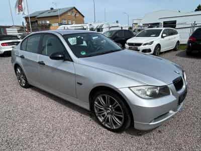 BMW 318 318i Lim. *PDC*SHZ*Klima* (2006) - Photo 3