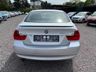 BMW 318 318i Lim. *PDC*SHZ*Klima* (2006) - Photo 5