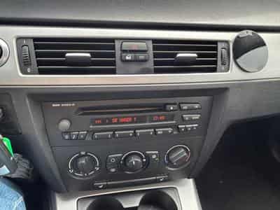 BMW 318 318i Lim. *PDC*SHZ*Klima* (2006) - Photo 11