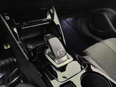 Peugeot 2008 1.2 PureTech GT Pack S&S (EU6.3) (2021) - Foto 12