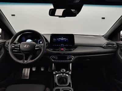 Hyundai i30 Combi 1.0 T-GDi 115cv N-Line NAVI / FULL LED / CAMERA / JA17 (2026) - Foto 8