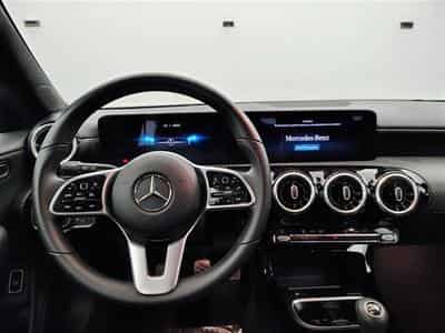 Mercedes CLA 180 180d Business Solution NAVI/FULL LED/JA16/PDC AV AR (2021) - Foto 9