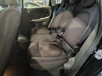 MINI Countryman 1.5A PHEV Cooper SE ALL4/NAVI/FULL LED/JA17/PDC (2023) - Foto 13