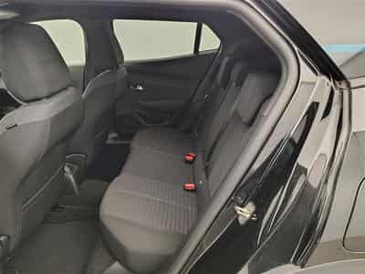 Peugeot 2008 1.2 PureTech STYLE 131cv EAT8 / NAV (2023) - Foto 13