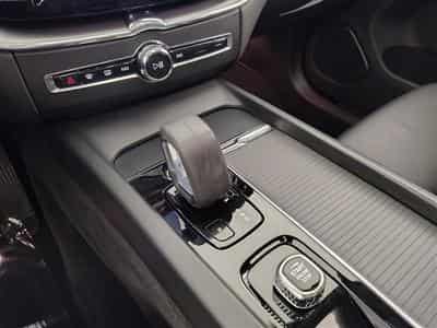 Volvo XC60 2.0 T6 PHEV AWD Inscription CUIR/NAVI/TO PANO/JA18 (2021) - Foto 12