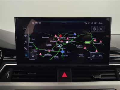 Audi A4 Avant 35 TFSI S-Line Competition S-Tronic Navi / Led / Pano (2024) - Photo 11