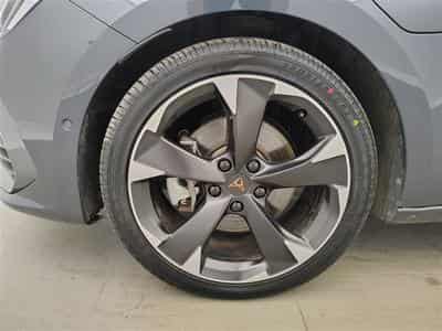 Cupra Leon ST 1.4 e-Hybrid DSG PHEV NAVI / FULL LED / CAMERA (2022) - Photo 6
