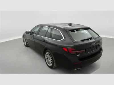 BMW 530 Touring 530eA PHEV Luxury Cuir / Navi / Led (2021) - Foto 2