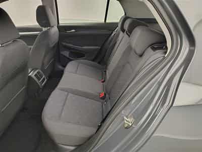 VW Golf 1.0 eTSI Life Business Premium OPF DSG (2023) - Photo 13