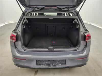 VW Golf 1.0 eTSI Life Business Premium OPF DSG (2023) - Photo 14