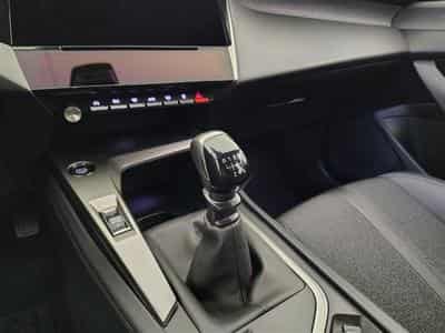 Peugeot 308 1.2 PureTech Allure NAVI / CAMERA / CARPLAY (2023) - Foto 12