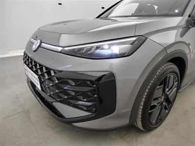 VW T-Roc 1.5 TSI 150cv DSG R-Line CARPLAY / FULL LED / PANO / CAMERA (2026) - Foto 15