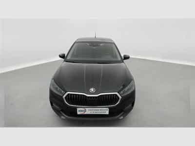 Skoda Fabia 1.0 TSI 115cv DSG Clever CARPLAY / FULL LED / KEYLESS / PDC (2026) - Foto 4