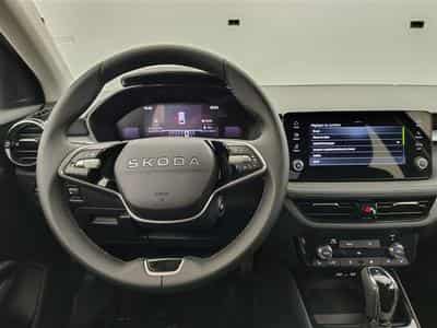 Skoda Fabia 1.0 TSI 115cv DSG Clever CARPLAY / FULL LED / KEYLESS / PDC (2026) - Foto 9