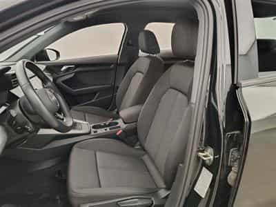 Audi A3 30 TDi Navi Cockpit / Led / PDC (2023) - Foto 7