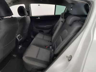 Kia Sportage 1.6 CRDi MHEV Business Line DCT (2020) - Foto 13