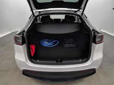 Tesla Model Y Standard Range RWD NAVI / FULL LED / CUIR / PANO / CAMERA360 (2024) - Photo 14