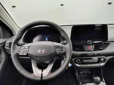 Hyundai i30 Combi 1.0 T-GDi DCT Twist NAVI / FULL LED / CAMERA (2026) - Foto 9