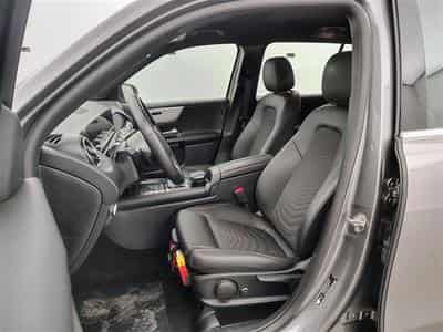 Mercedes GLB 180 **AUTO/NAVI/CARPLAY/CAMERA/7PLACES/SG CH** (2023) - Foto 6
