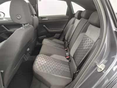 VW Taigo 1.0 TSI R-Line NAVI/TO PANO/FULL LED/JA18/PDC (2022) - Foto 13