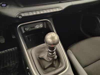 Jeep Avenger 1.2 Turbo 100cv Altitude NAVI / FULL LED / CAMERA / JA 18" (2023) - Foto 12