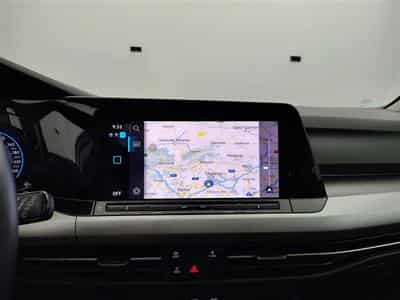 VW Golf 1.0 TSI Life NAVI/FULL LED/JA/PDC (2024) - Foto 11