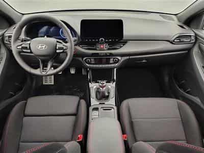 Hyundai i30 Combi 1.0 T-GDi 115cv N-Line NAVI / FULL LED / CAMERA / JA17 (2026) - Foto 8