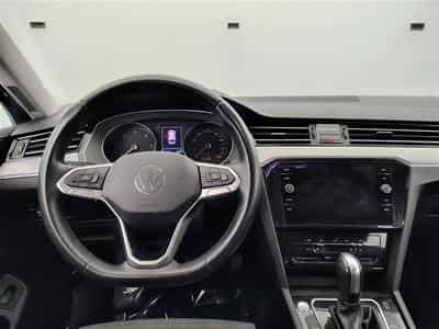 VW Passat 2.0 TDi Style DSG Navi / Led / PDC av+ar (2021) - Foto 9